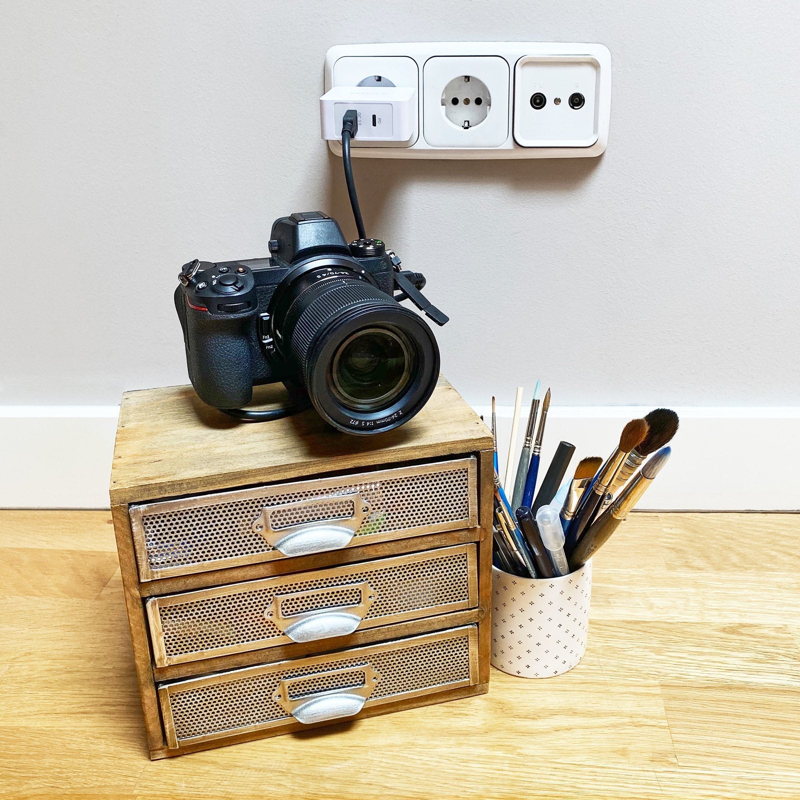 Tooq Cargador De Pared Usb 3.0, Usb-C - Carga Rapida - Blanco