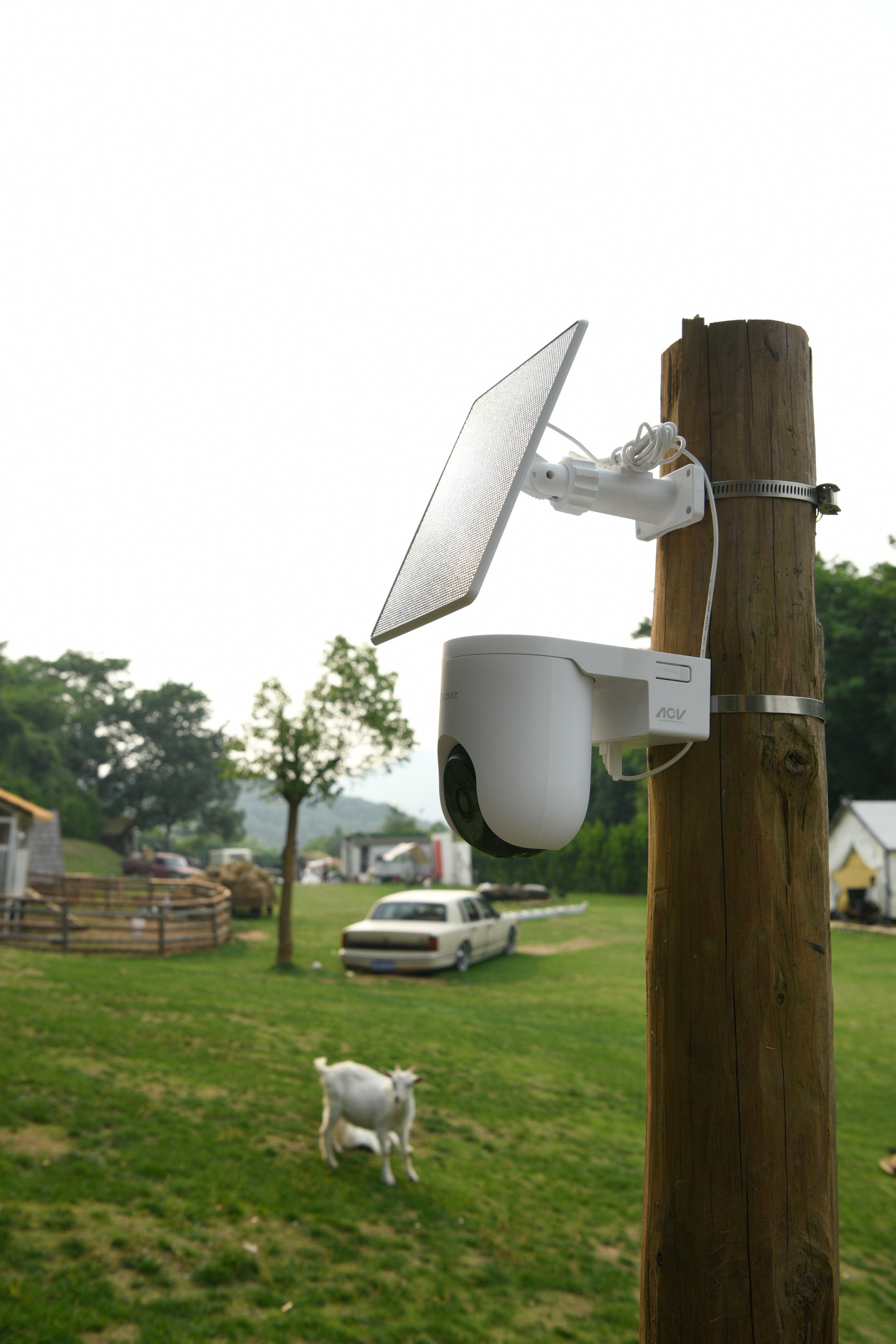 Ezviz Camara Wifi Exterior Hb8 2k+ 4mp Panoramica/Inclinacion Con Bateria