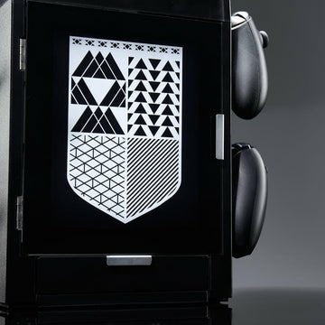 Soporte Para Accesorios De Taquilla Para Juegos Numskull - Deminy Light Logo