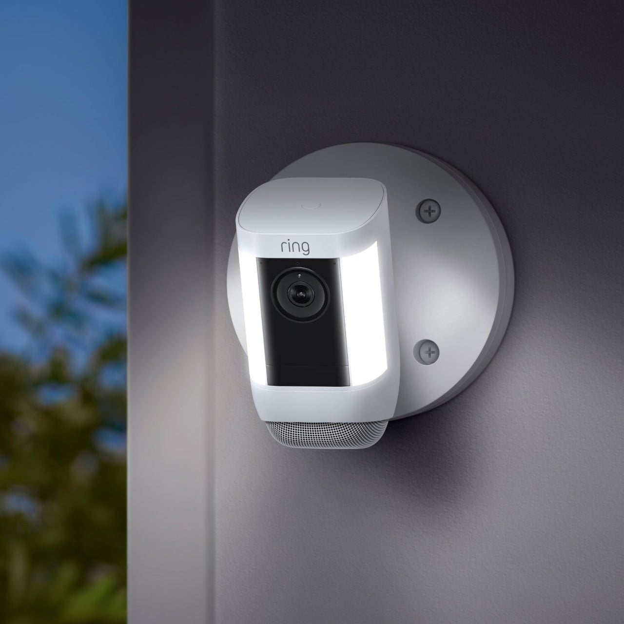Ring Spotlight Cam Pro Plug-In Cámara De Vigilancia De Red Para Exteriores Resistente A Las Inclemencias Del Tiempo Color (Día Y Noche) 1080p Audio Inalámbrico Wi-Fi