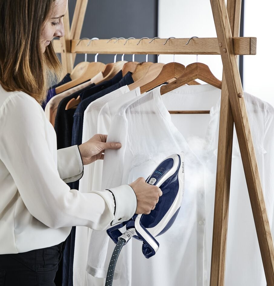 EAN 3121040082331 - Tefal Pro Express Vision GV9812 3000 W 1,1 L Durilium AirGlide Autoclean soleplate Azul, Blanco imagen 10