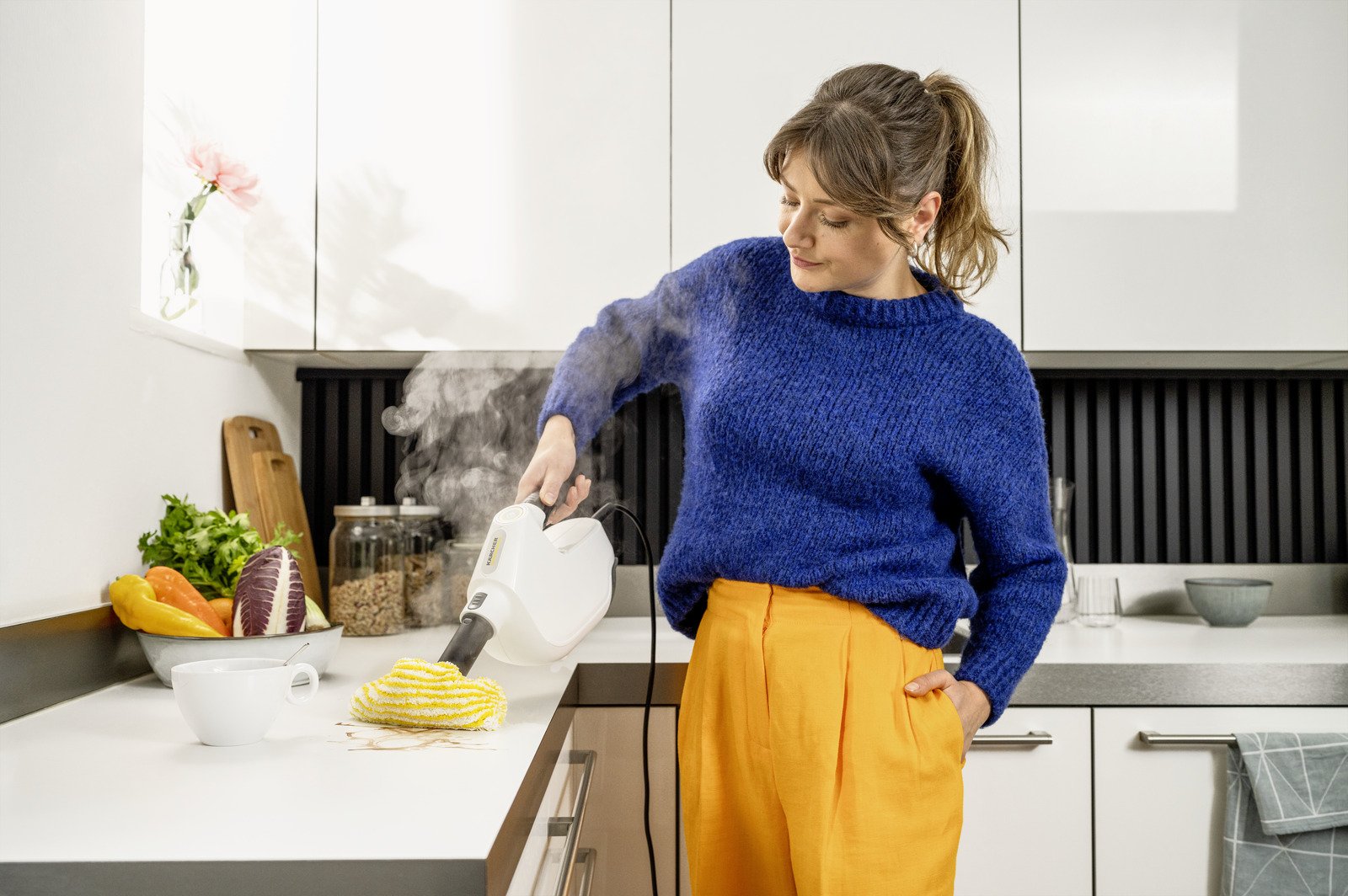 EAN 4054278999159 - Kärcher SC 1 Multi & Up Limpiador a vapor portátil 0,2 L 1300 W Negro, Amarillo imagen 4