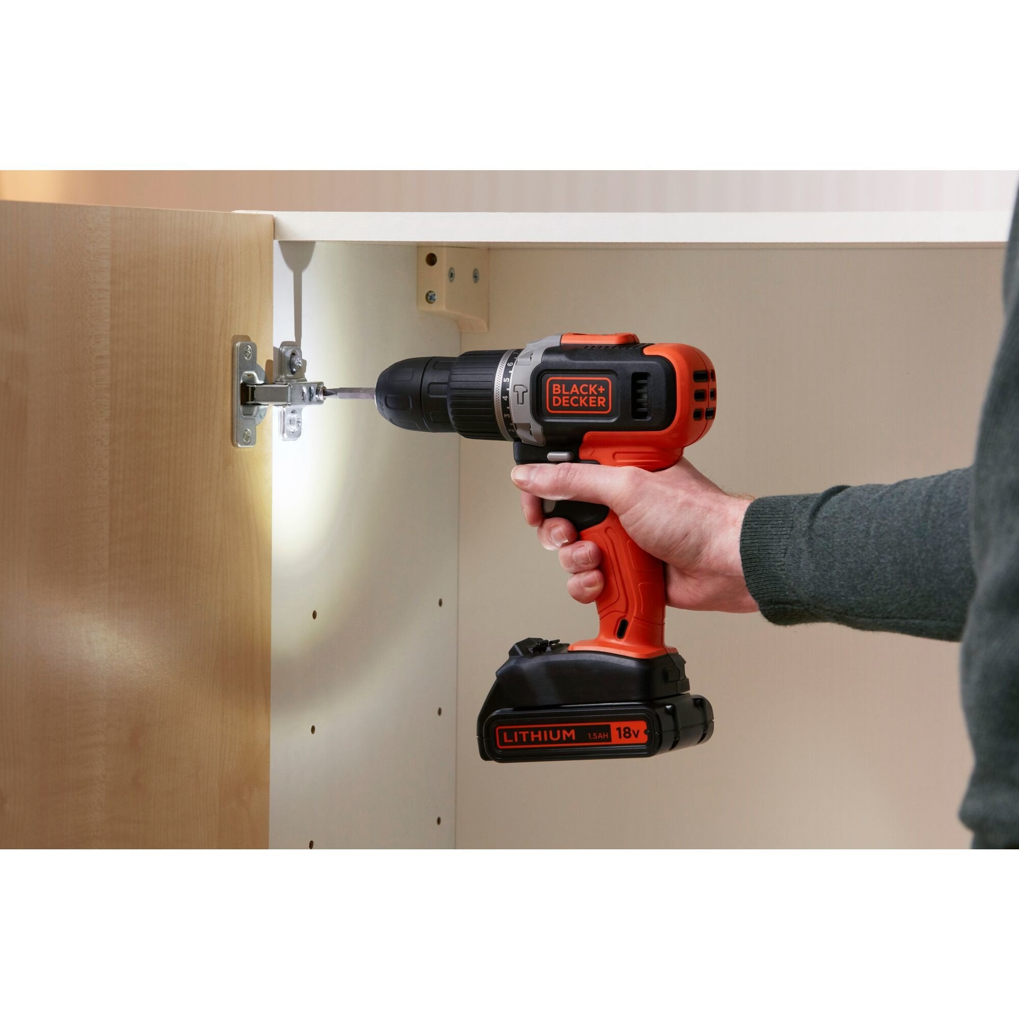 EAN 5035048695258 - Black & Decker BCD003C2K-QW taladro 1400 RPM Sin llave Negro, Rojo imagen 7