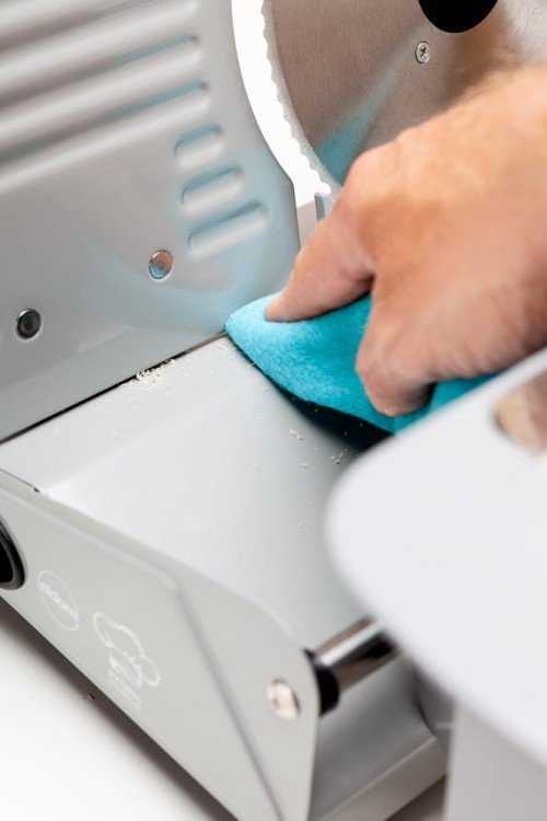 EAN 5908277385224 - ELDOM KR400 rebanadora Eléctrico 150 W Acero inoxidable Metal imagen 5