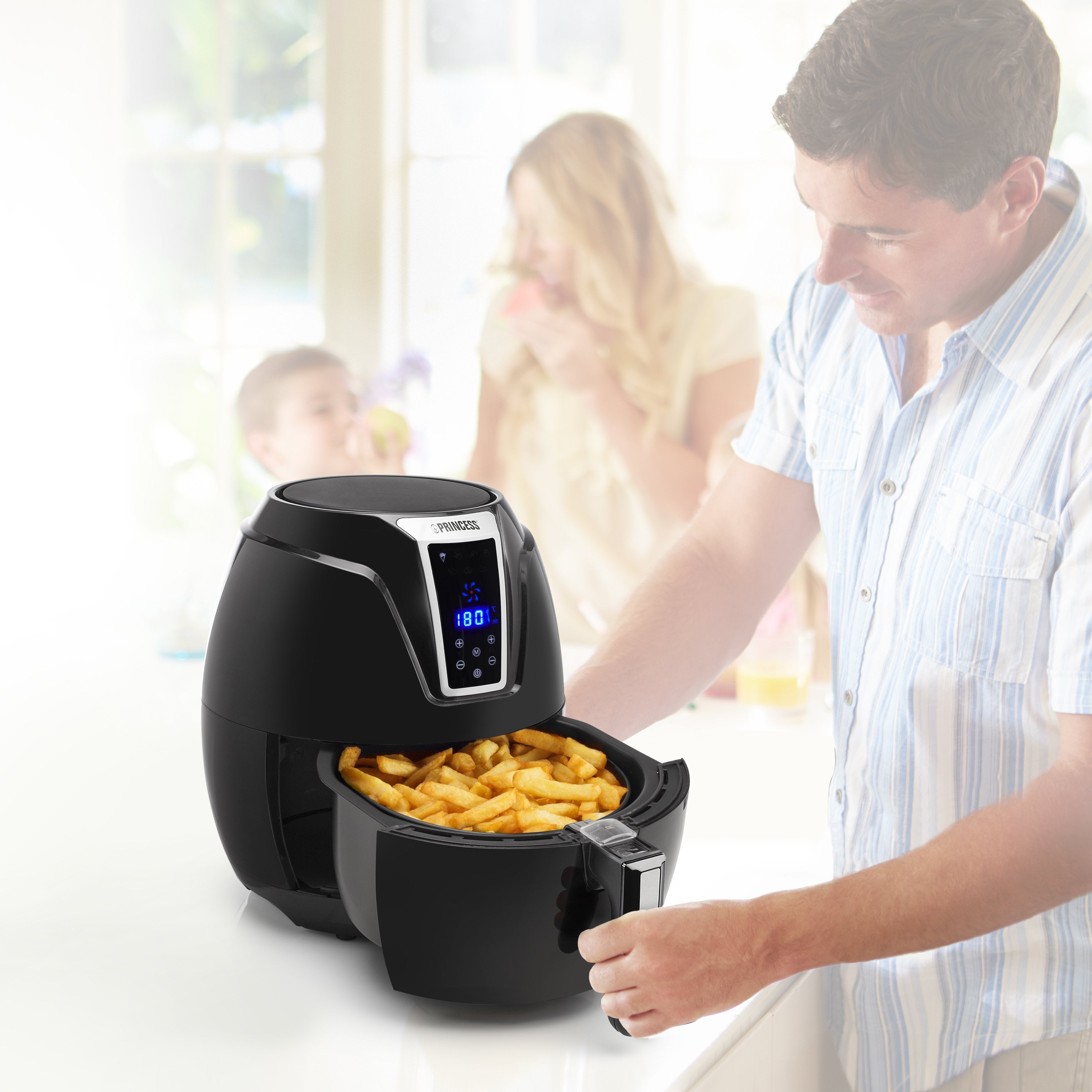 EAN 8713016048257 - Princess 182021 Sencillo 3,2 L Independiente 1400 W Freidora de aire caliente Negro imagen 19