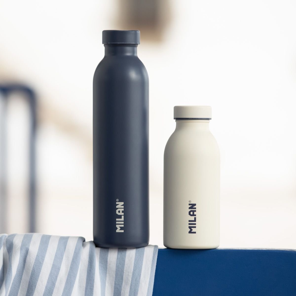 EAN 8411574092643 - Milan 643020B bidón de agua Uso diario 590 ml Acero inoxidable Marina imagen 5