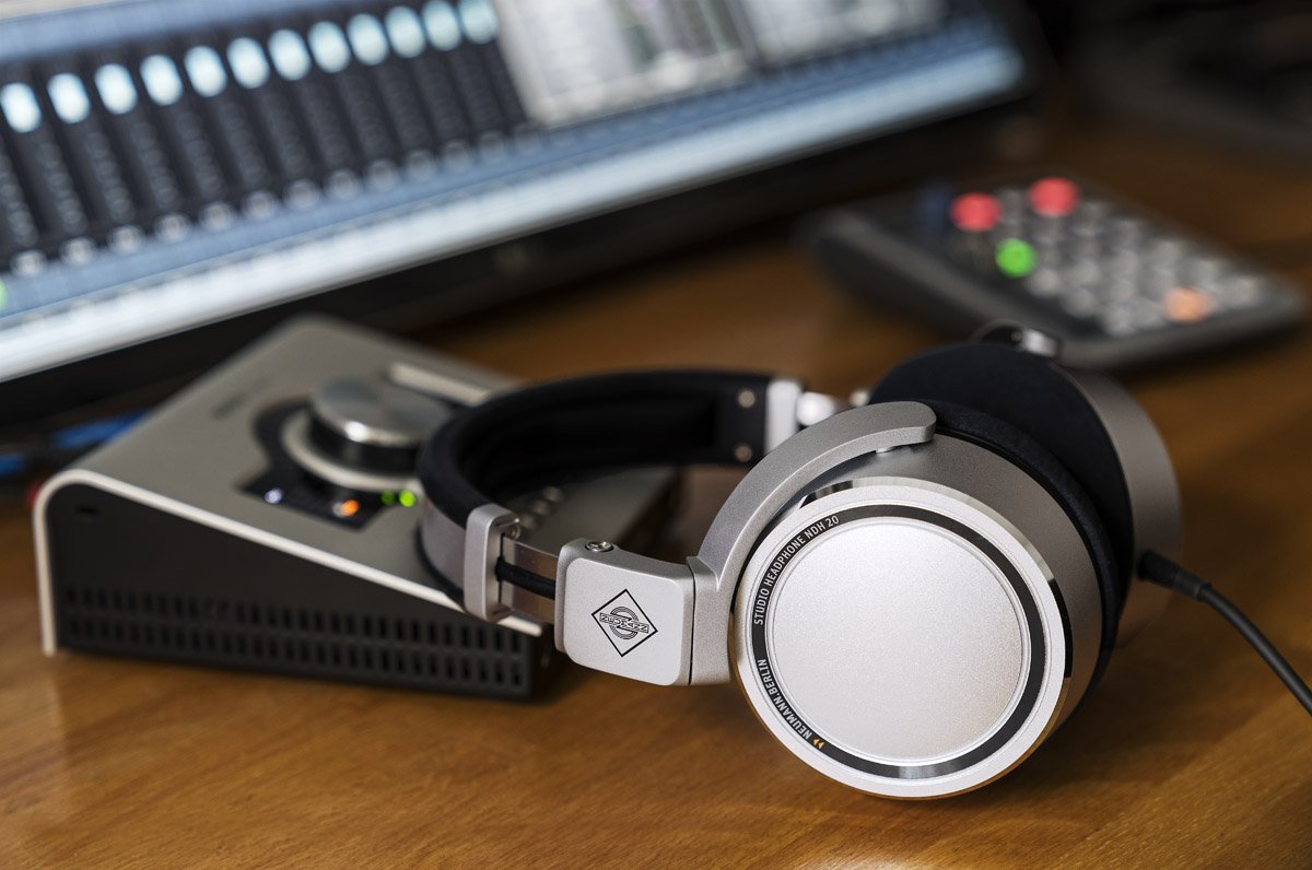 Neumann Ndh 20 - Auriculares De Estudio Cerrados Para Monitorización, Edición Y Mezcla.