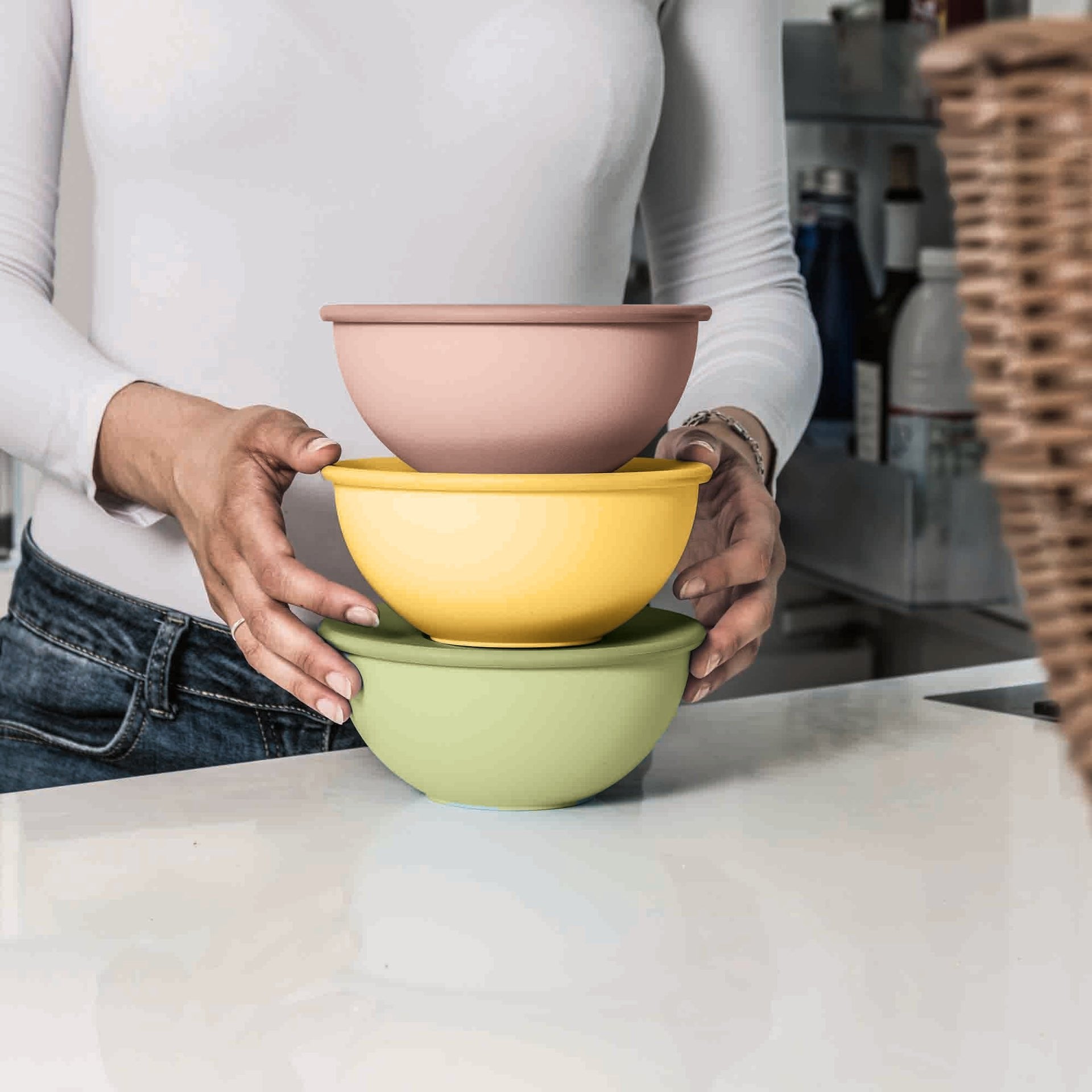 EAN 8008392374336 - Guzzini EVERYWHERE BIO Plaza Contenedor 0,9 L Colores surtidos 3 pieza(s) imagen 2