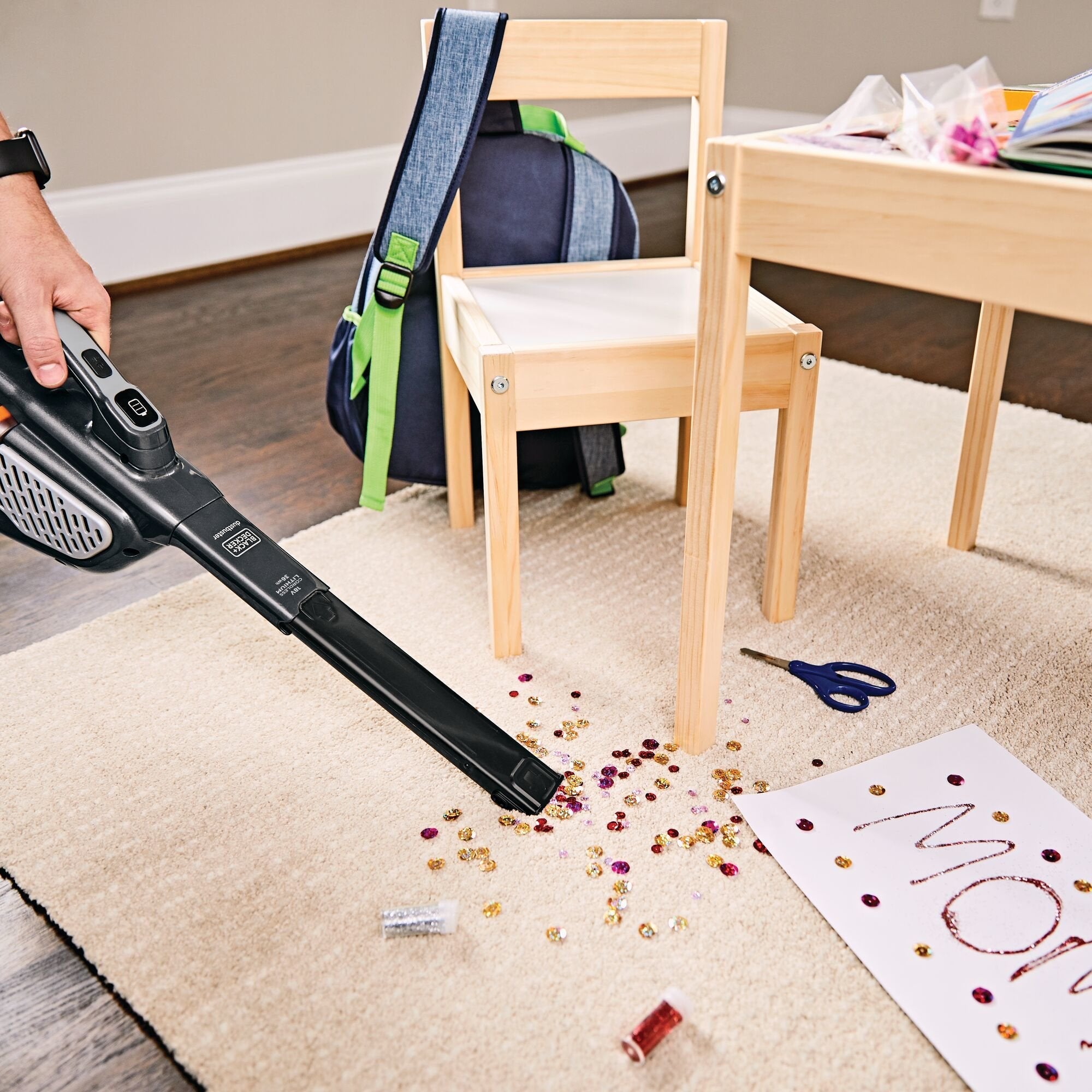 EAN 5035048712764 - Black & Decker BHHV520JF-QW aspiradora de mano Negro, Plata, Titanio Sin bolsa imagen 19