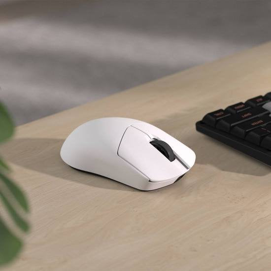EAN 4710483777585 - COUGAR CGR-NLNW-RP4 ratón Juego Ambidextro RF Wireless + USB Type-C Óptico 26000 DPI imagen 7