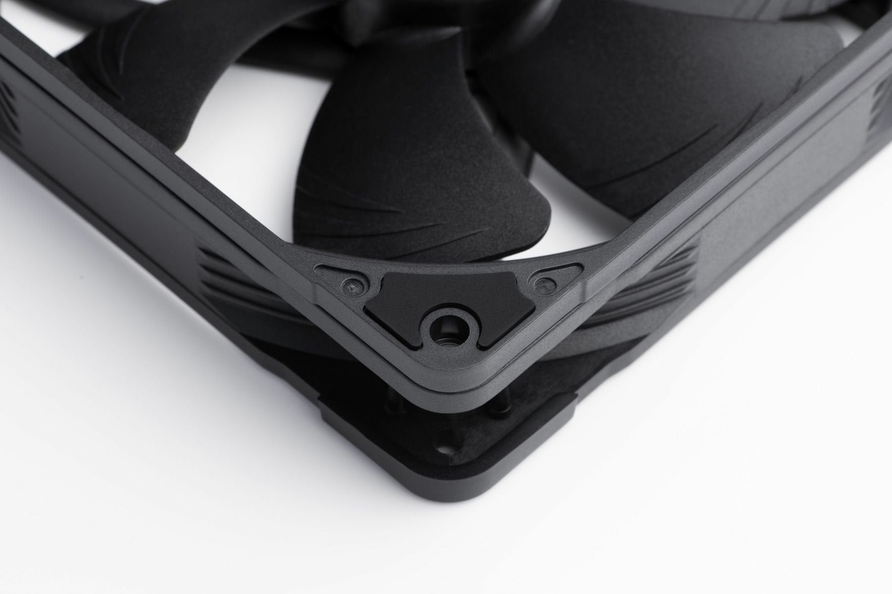 EAN 9010018201475 - Noctua NA-IS1-14 Adaptador imagen 3