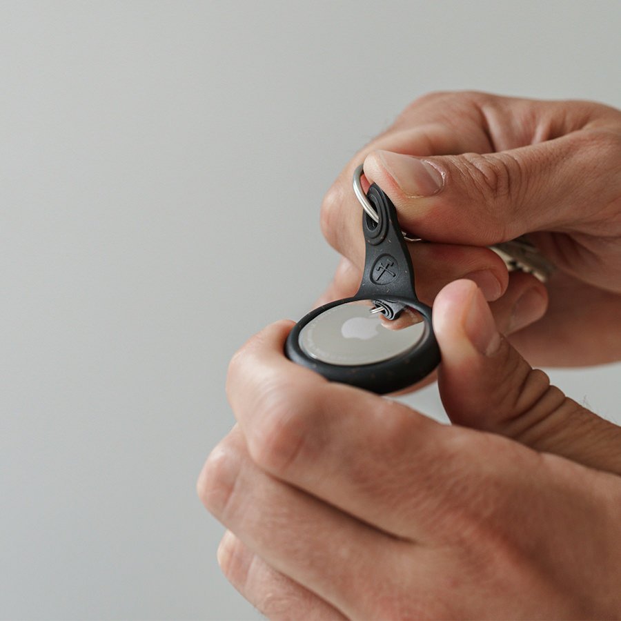 Woodcessories Airtag Bio Case Black