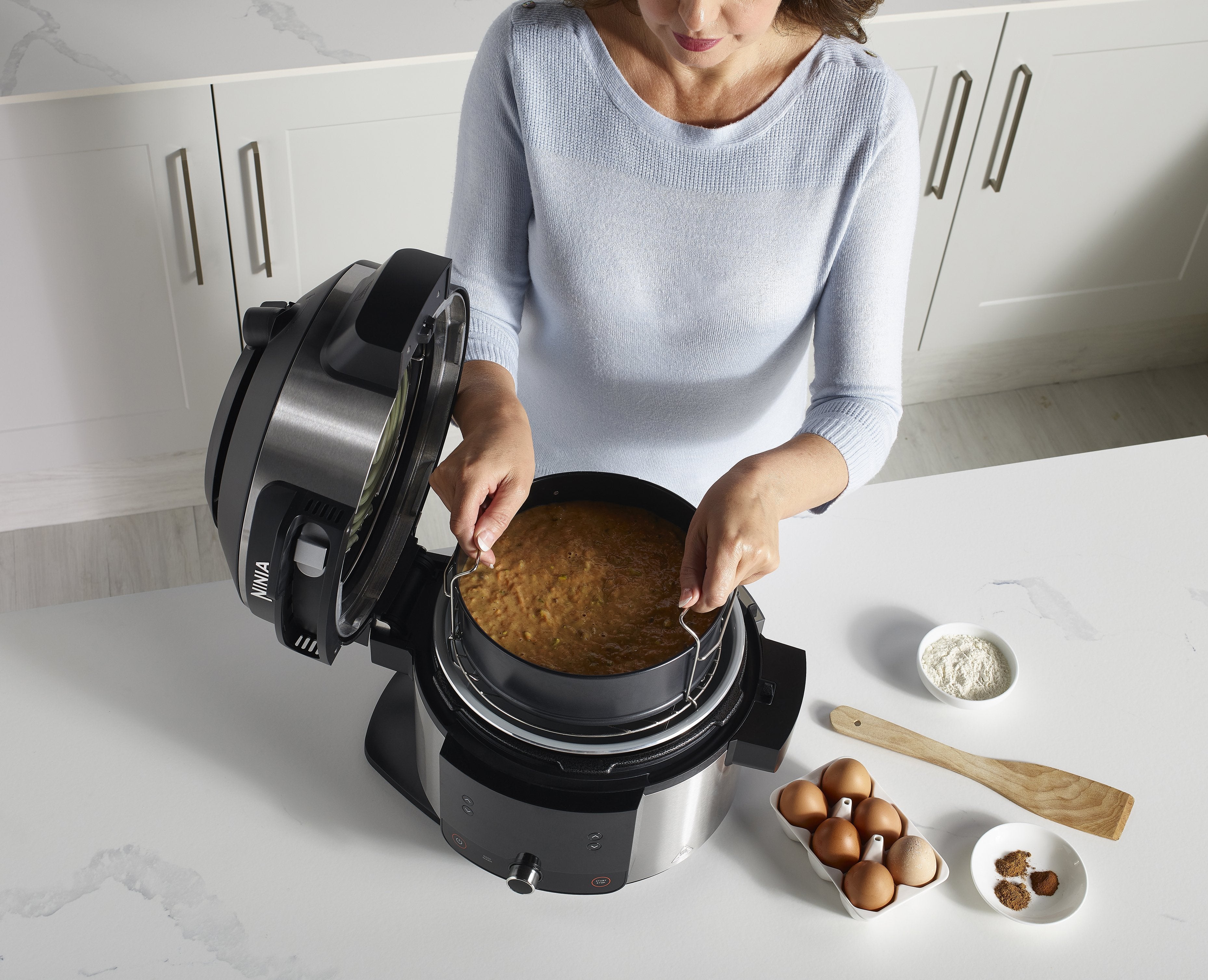 EAN 0622356249959 - Ninja OL550EU olla multi-cocción 6 L 1460 W Negro, Acero inoxidable imagen 5