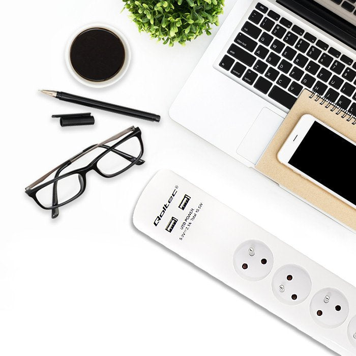 Qoltec 50282 Surge Protector 4 Sockets 2 X Usb 1.8m White