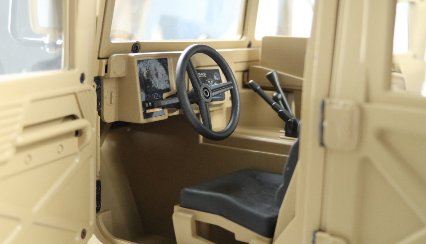 EAN 4260631422503 - Amewi 22418 modelo controlado por radio Camión militar Motor eléctrico 1:10 imagen 9