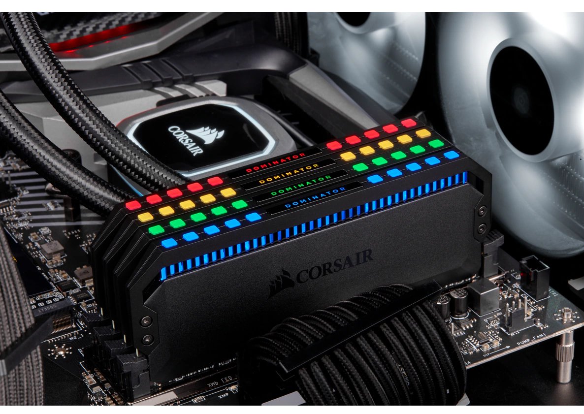 EAN 0840006641179 - Corsair Dominator CMT16GX4M2E3200C16 módulo de memoria 16 GB 2 x 8 GB DDR4 288-pin DIMM imagen 4