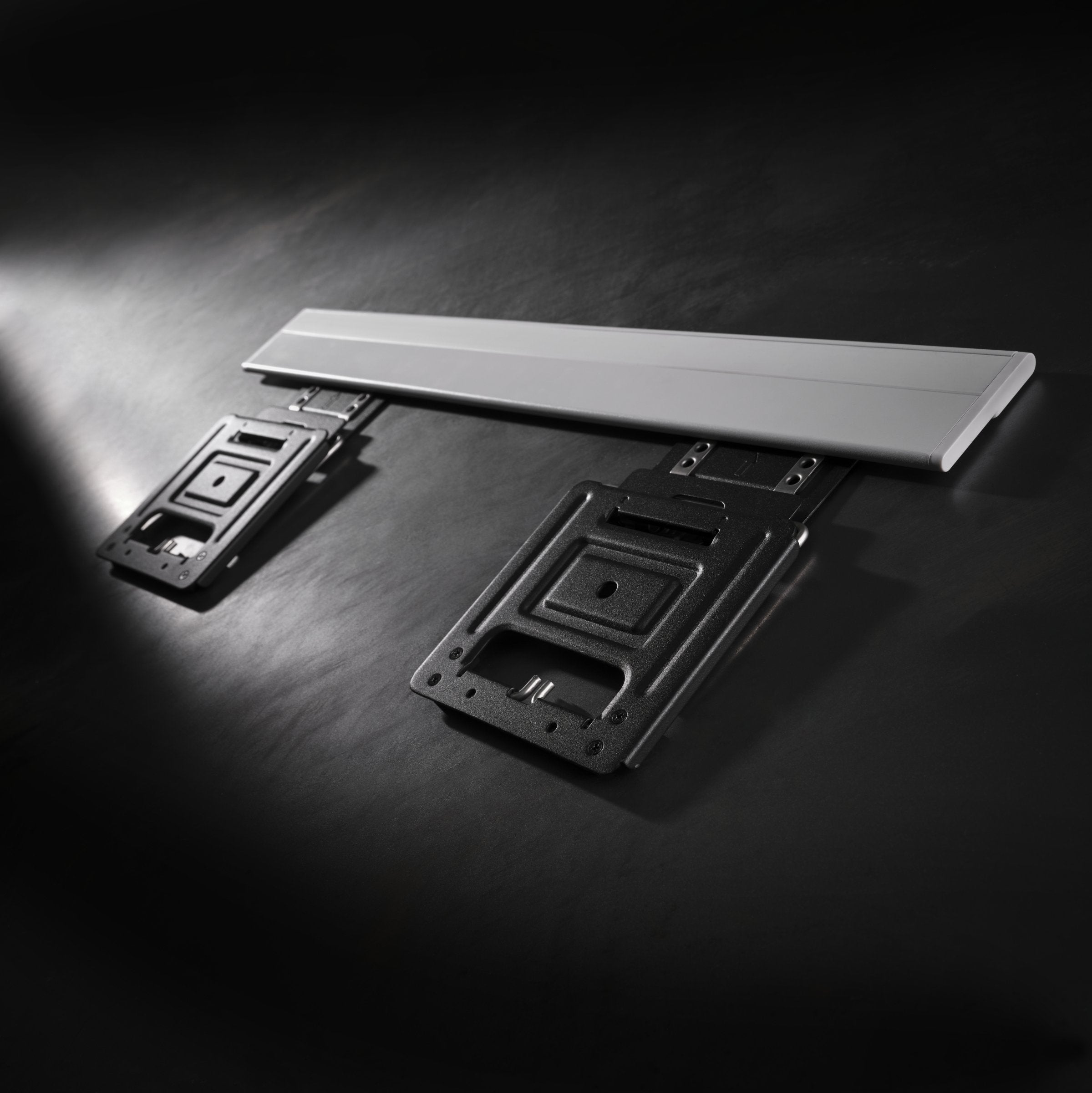 Soporte De Pared One For All Para Tv Sin Distancia Negro Wm6812