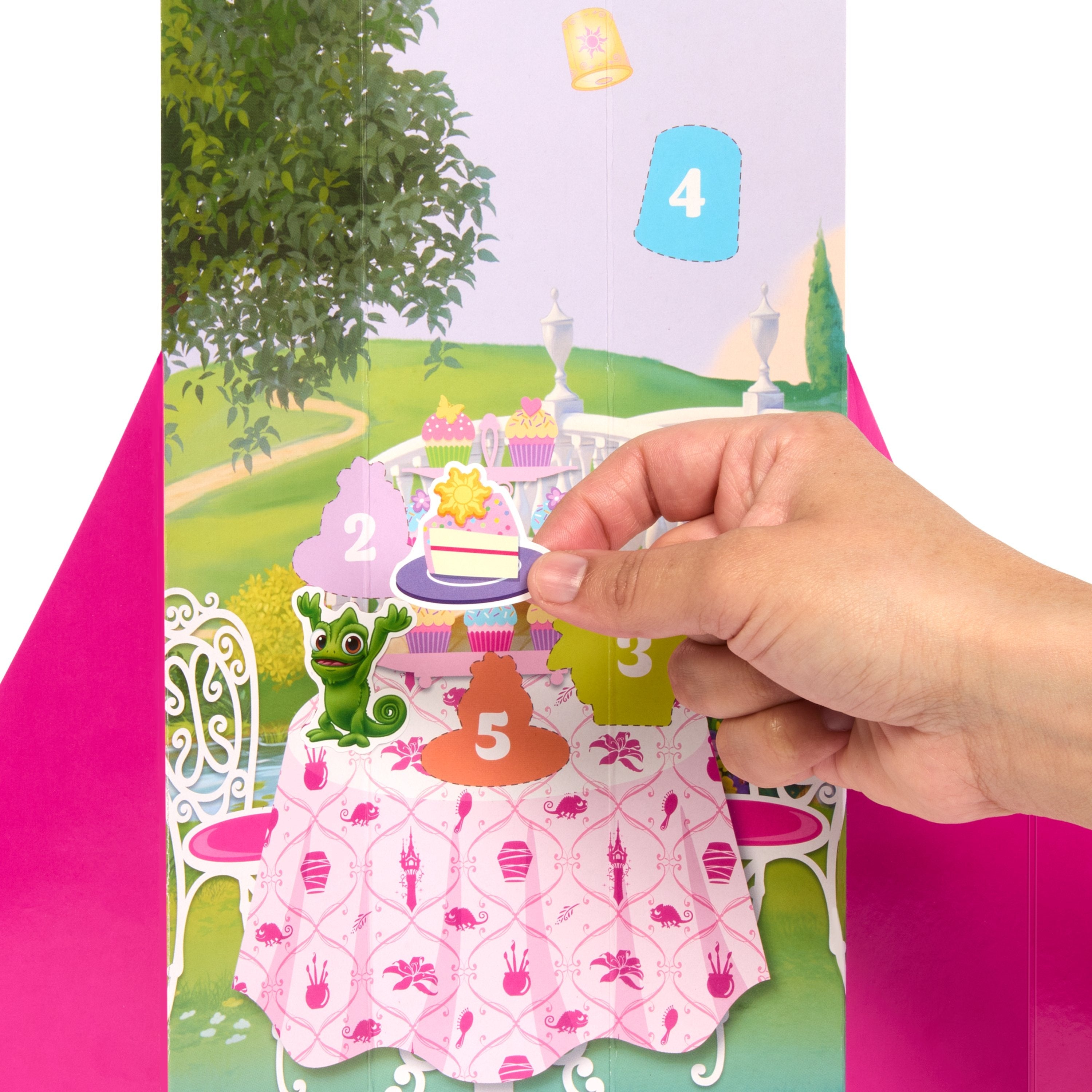 EAN 0194735239689 - Disney Princess HTV86 muñeca imagen 5