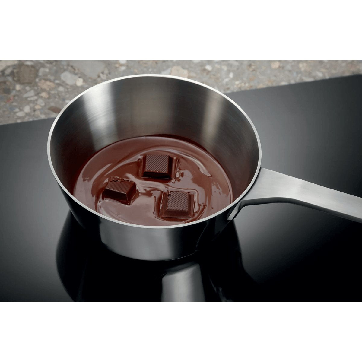 EAN 7333394032092 - Electrolux EIS62453 Negro Integrado 60 cm Con placa de inducción 4 zona(s) imagen 5
