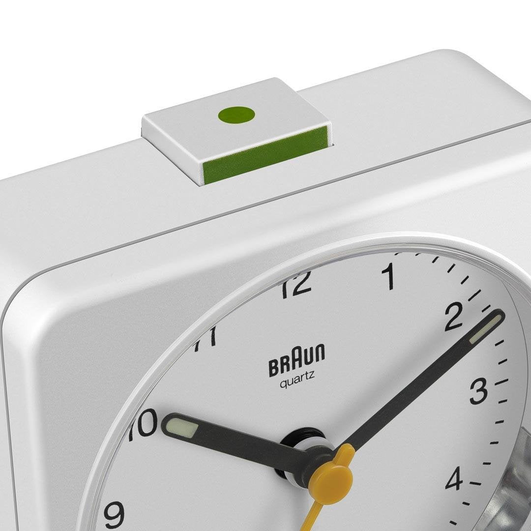 EAN 4007218670830 - Braun BC03W Reloj despertador analógico Blanco imagen 4