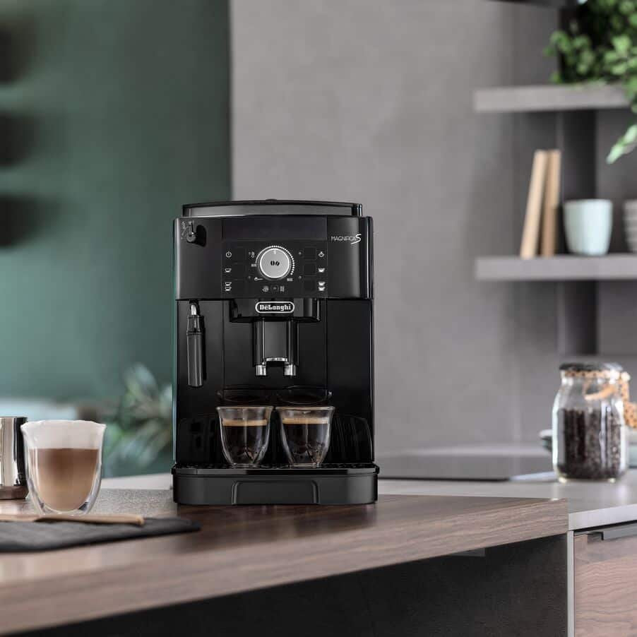 De Longhi Magnifica S Kaffeevollautomat Schwarz