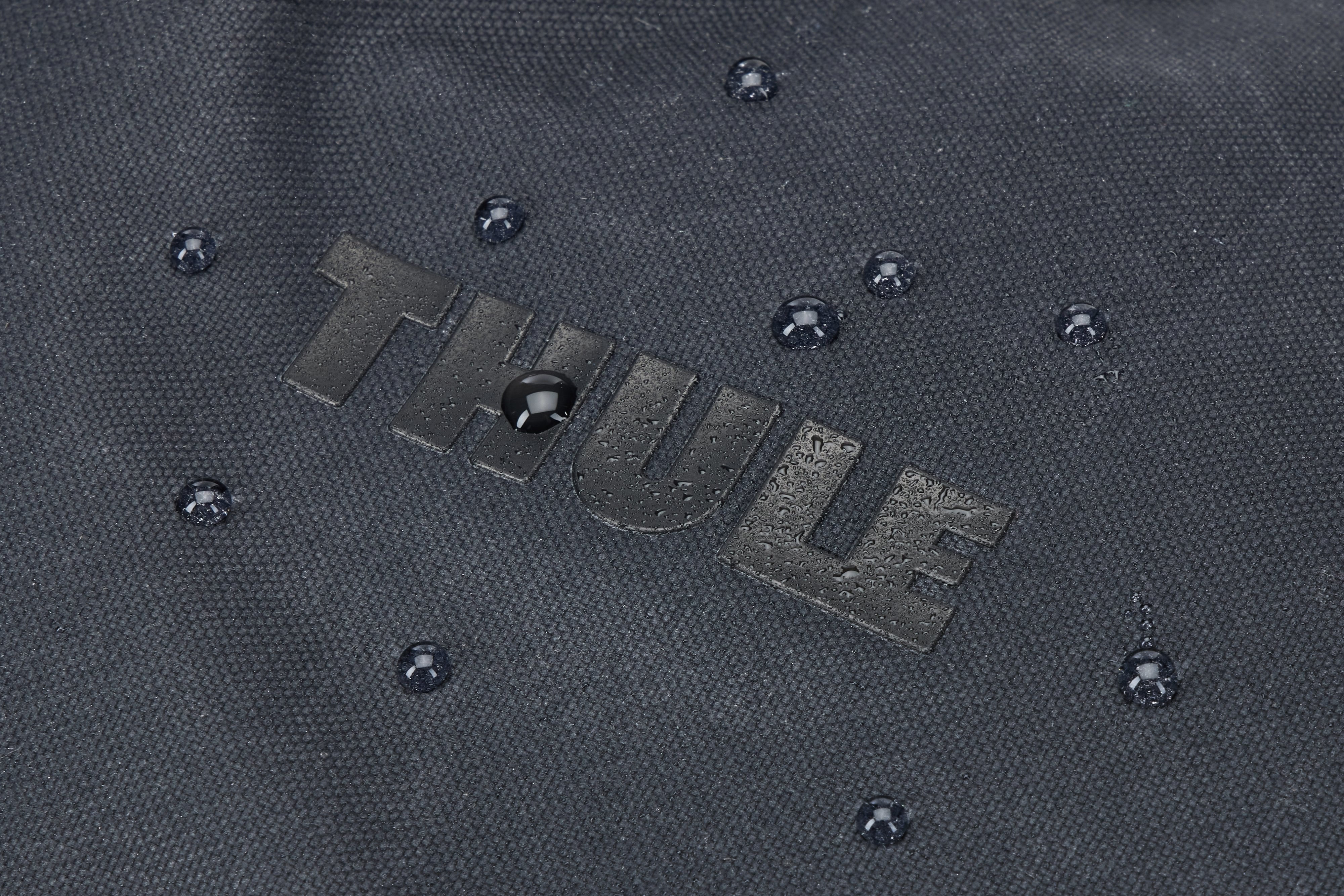 EAN 0085854252072 - Thule Aion TATB140 - Black Bolsa de viaje Estructura blanda Negro 40 L Poliéster imagen 4
