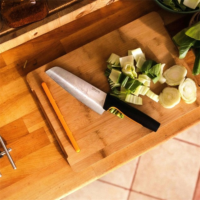 EAN 6424002012818 - Fiskars 1057536 cuchillo de cocina Acero inoxidable 1 pieza(s) Cuchillo Santoku imagen 4