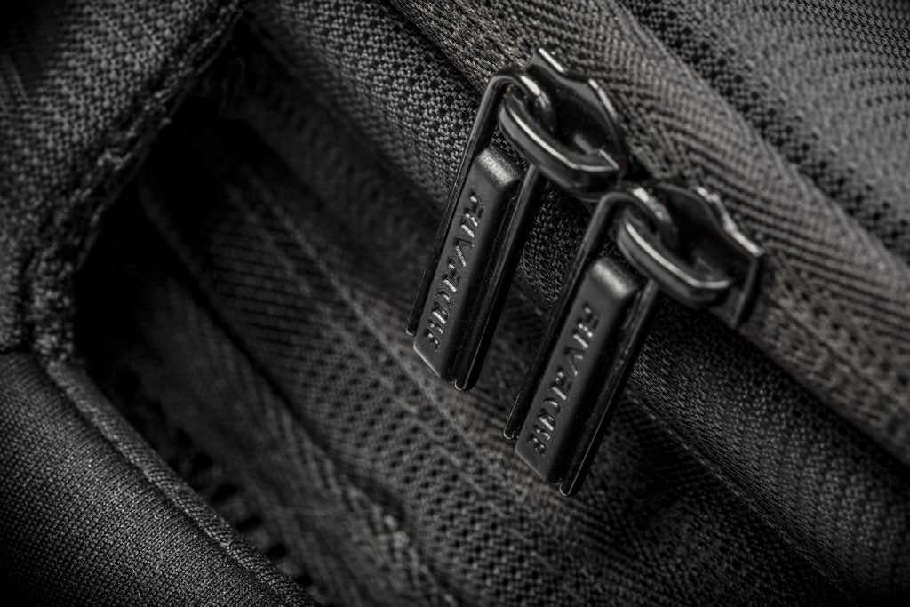 Rivacase 7470 (Ps) Bolsa Para Cámara Negra