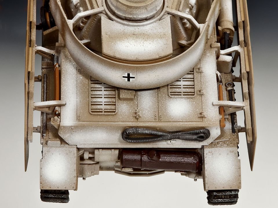 EAN 4009803031842 - Revell PzKpfw. IV Ausf.H Tank model Kit de montaje 1:72 imagen 2