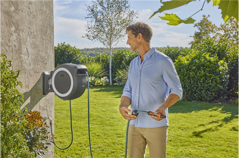 EAN 4066407002302 - Gardena 18642-55 manguera de jardín 35 m Negro, Verde imagen 6