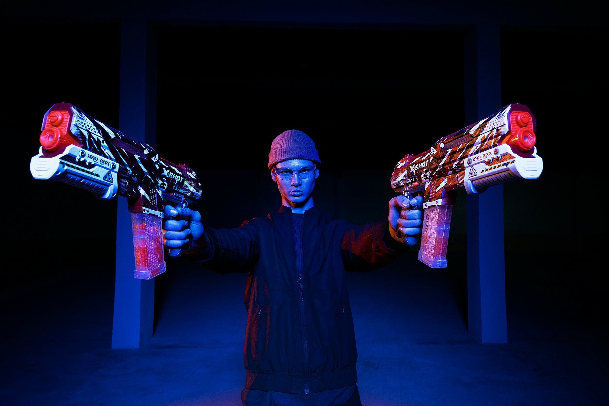 Zuru X-Shot - Hyper-Gel Blaster Clutch, Gel Blaster Incluye 5000 Bolas 36622