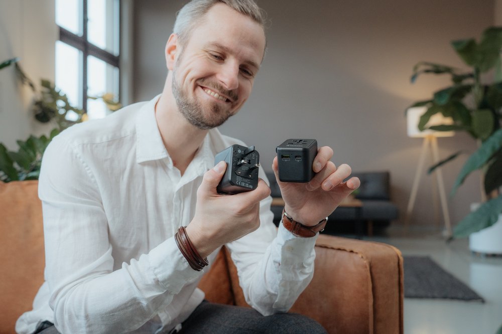 EAN 0023942495451 - Verbatim 49545 adaptador de enchufe eléctrico Universal imagen 20