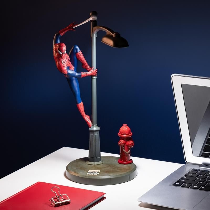 Lampara Paladone Marvel Spiderman Farola