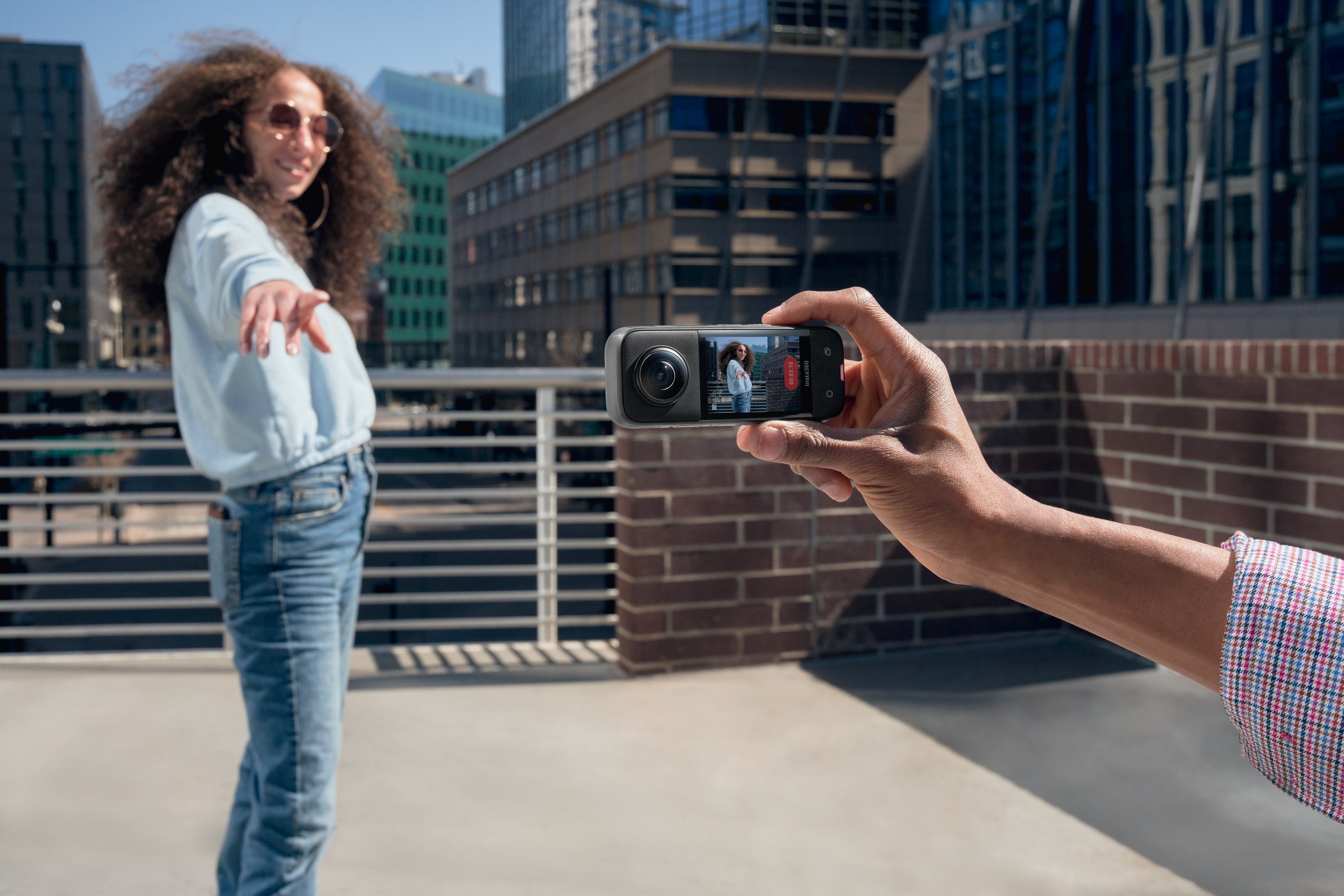 EAN 0842126103742 - Insta360 X3 cámara para deporte de acción 72 MP 5K Ultra HD CMOS Wifi 508 g imagen 20