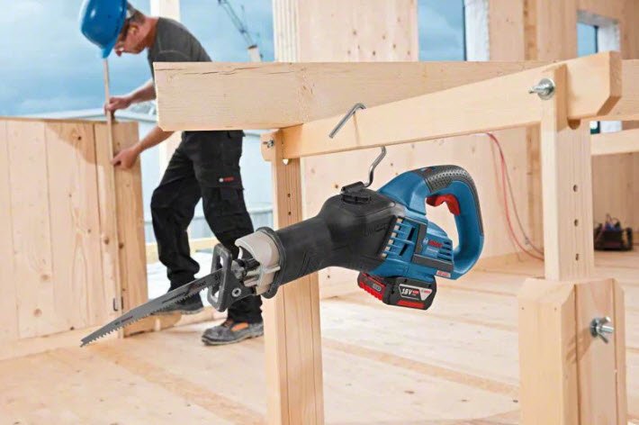 EAN 3165140951784 - Bosch GSA 18V-32 2500 spm Negro, Azul, Rojo imagen 5