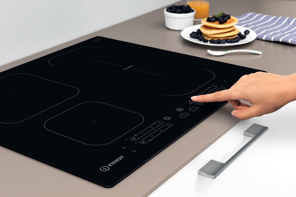 EAN 8050147583111 - Indesit IB 65B60 NE Negro Integrado 59 cm Con placa de inducción 4 zona(s) imagen 12