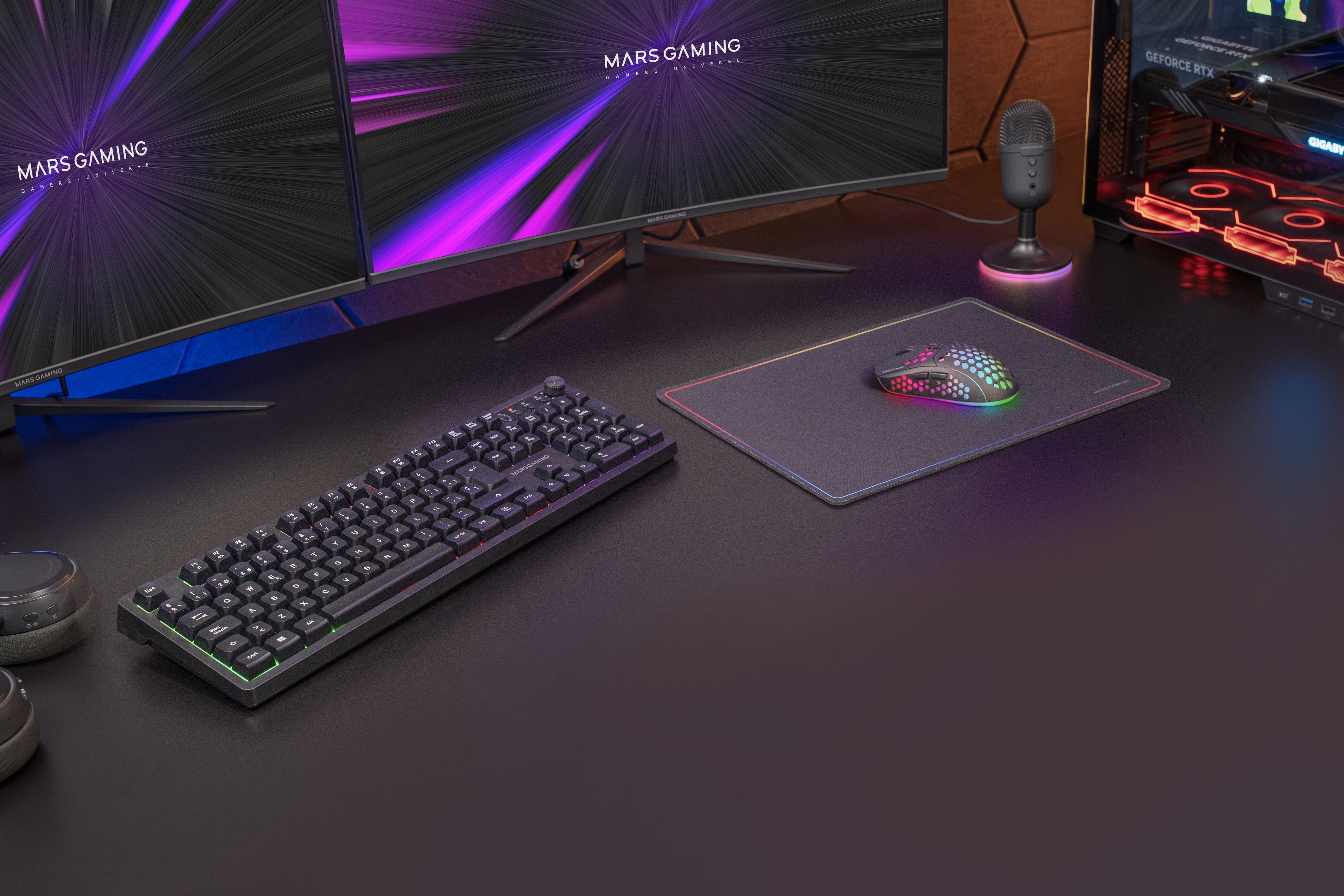 Teclado Mouse Y Alfombrilla Mars Gaming Mcpwxpt Negro H-Mech Frgb 3200dpi Portugues