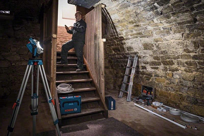 EAN 3165140953832 - Bosch GLI 18V-2200 C Professional imagen 2