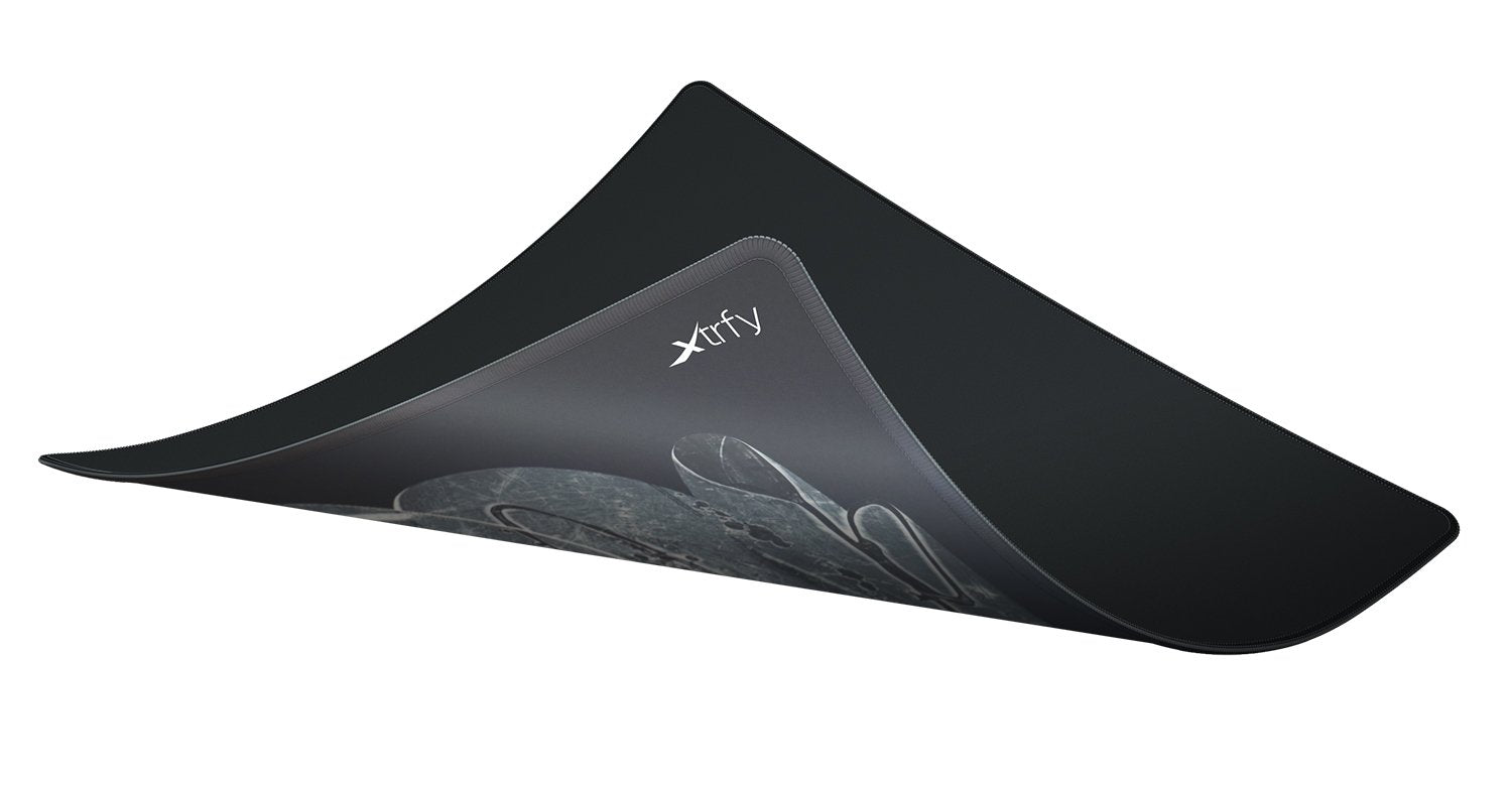 EAN 7340086909341 - CHERRY XTRFY GP4 Alfombrilla de ratón para juegos Negro, Gris, Blanco imagen 2
