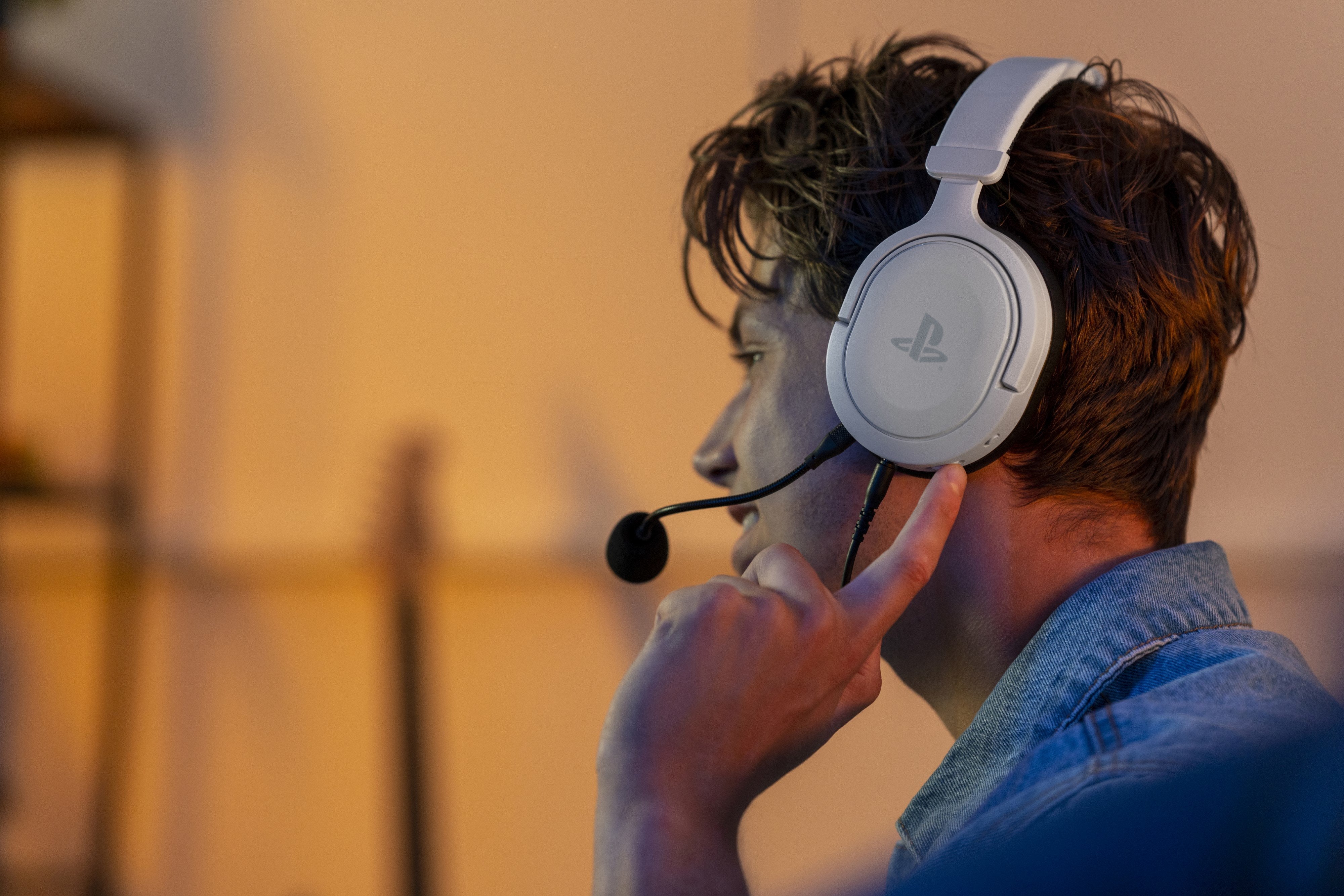 Auriculares Trust Gxt 498 Forta Alámbrico Diadema Juego Negro, Blanco