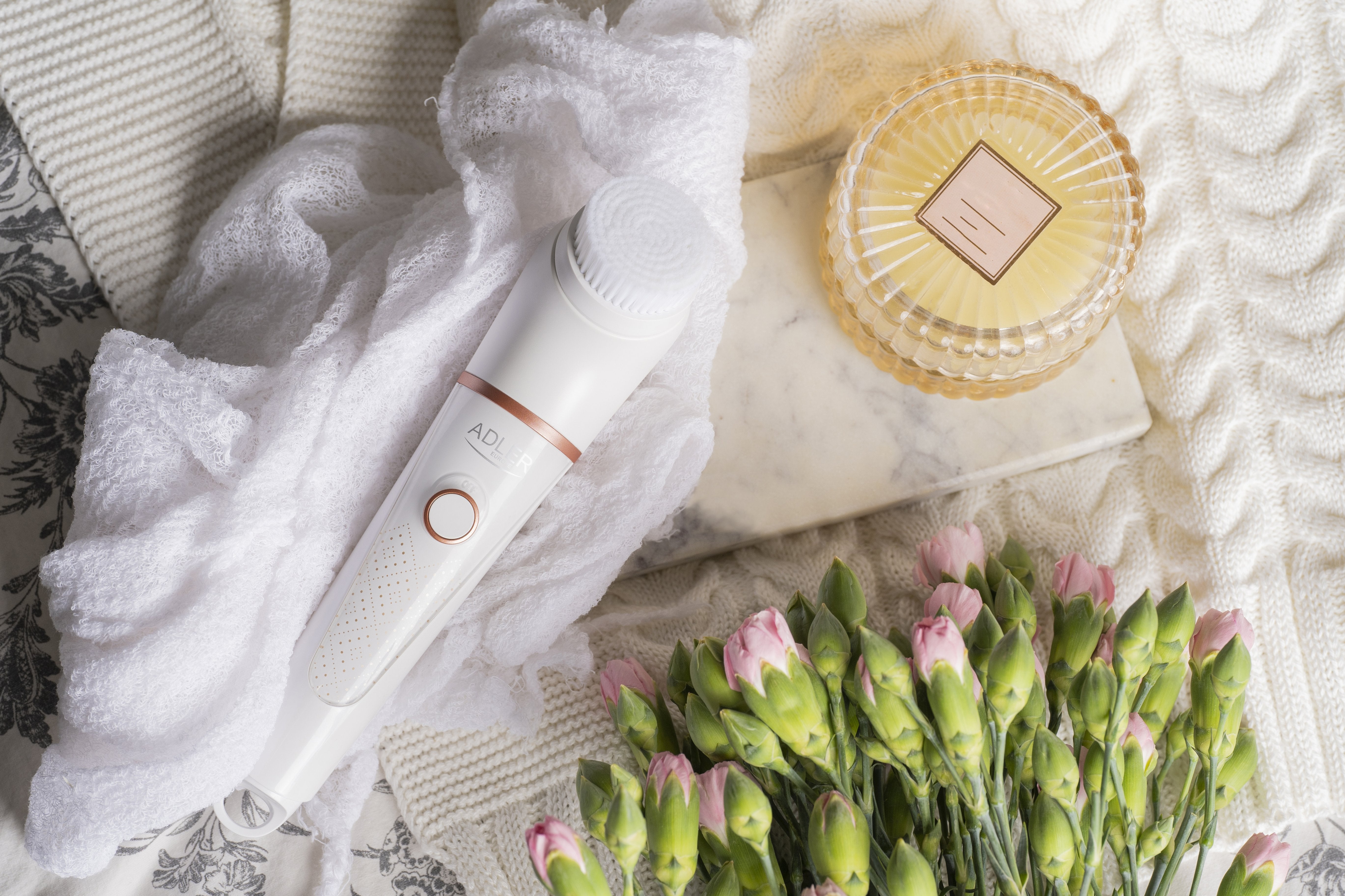 Adler Ad 2178 Cepillo De Limpieza Facial Cepillo Vibrador Y Giratorio Blanco Batería