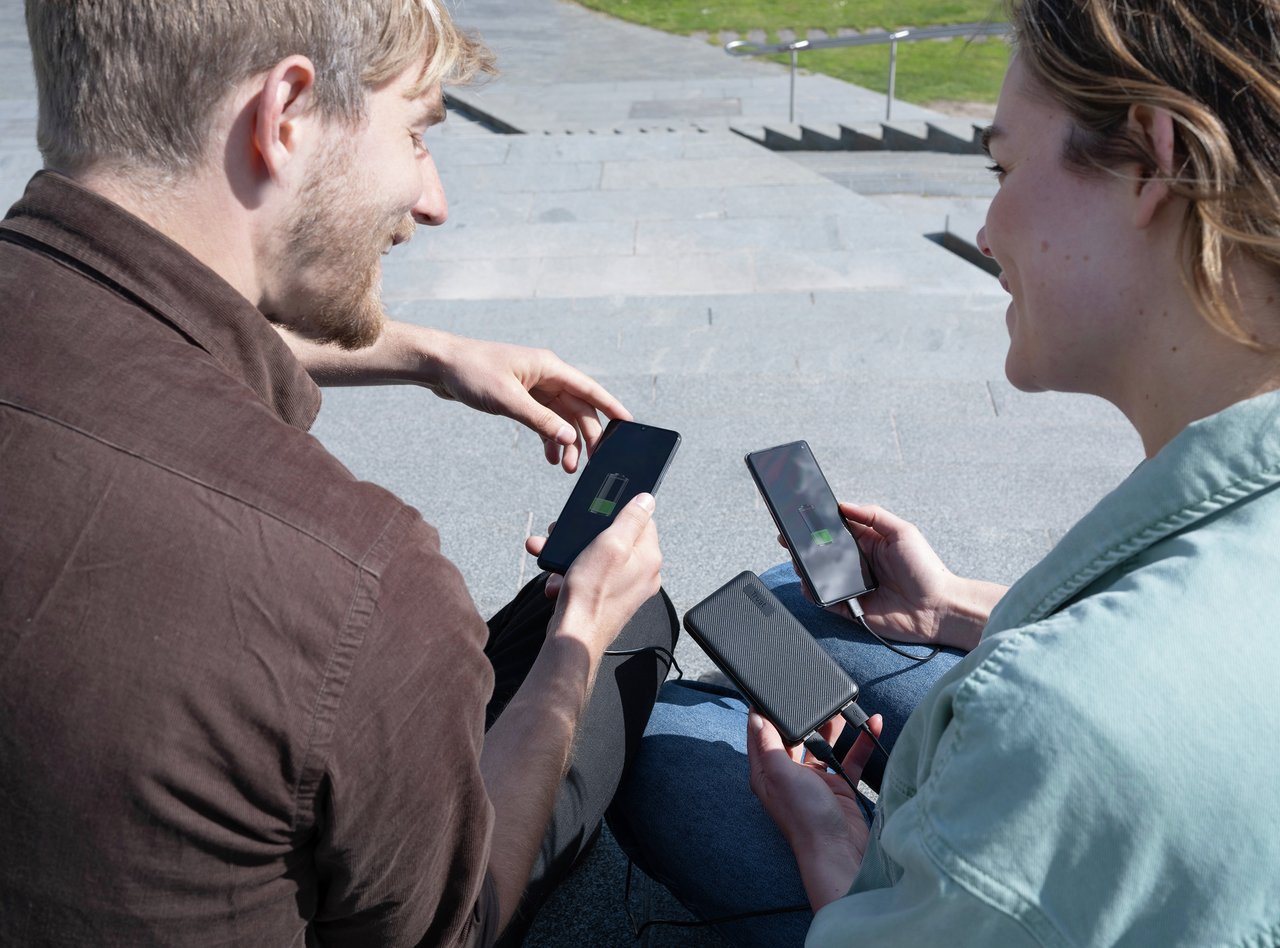 Powerbank 5000mah Trust Primo Negra