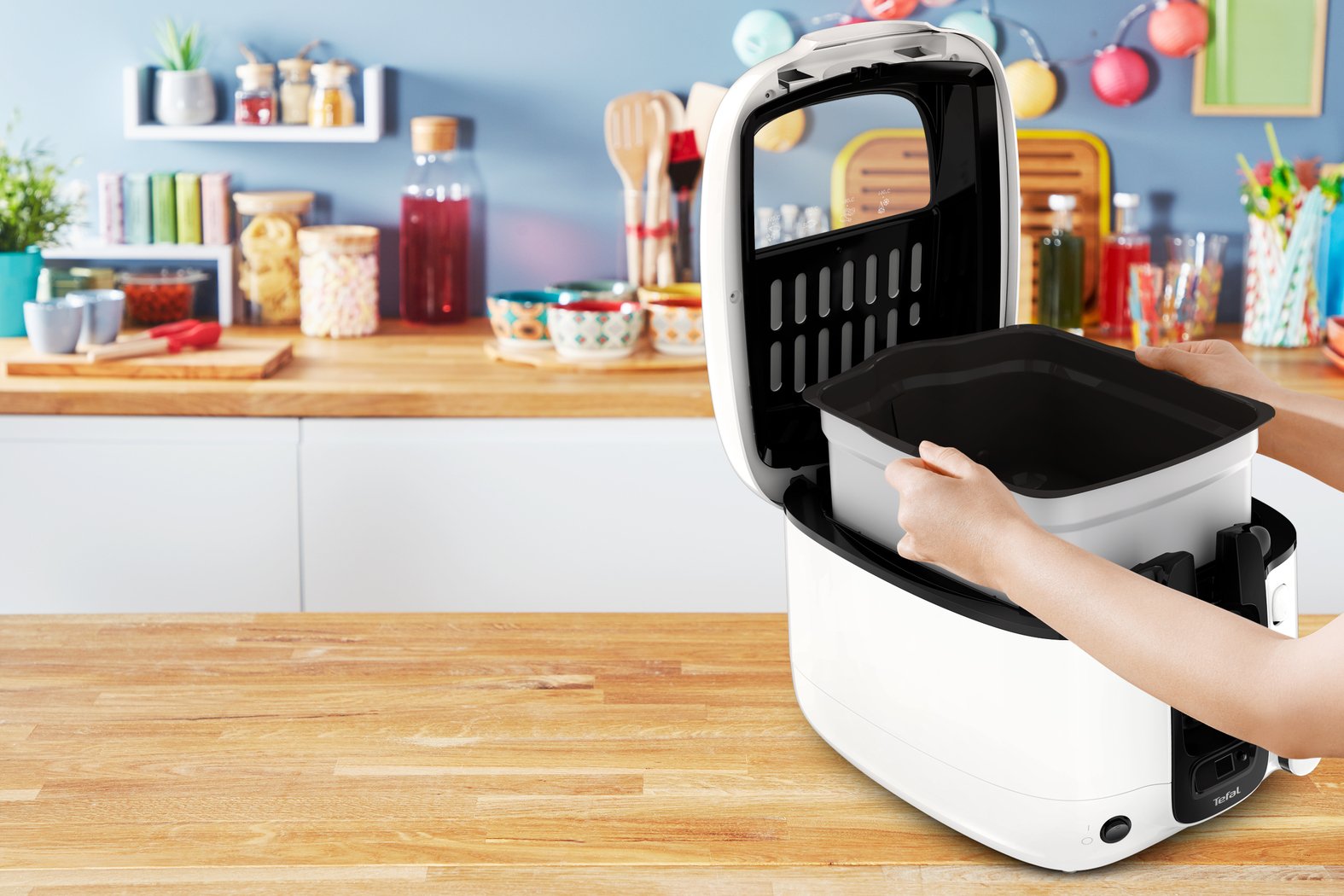 Freidora Tefal Super Uno Fr3140, Blanco/Negro, Con Temporizador Fr3140