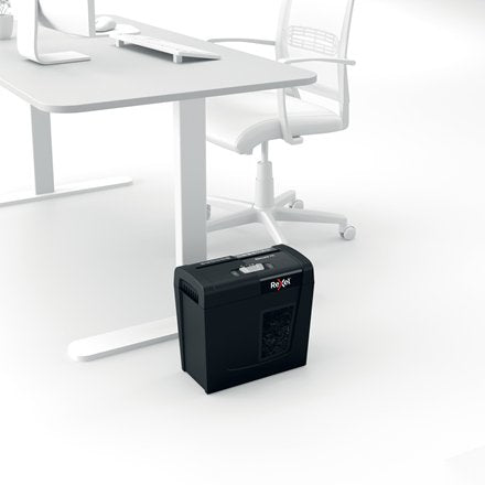 EAN 5028252615266 - Rexel Secure X6 triturador de papel Corte cruzado 68 dB Negro imagen 3