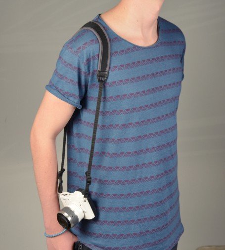 EAN 4001072067430 - Kaiser 6743 correa Cámara digital Tela, Neopreno Negro imagen 4