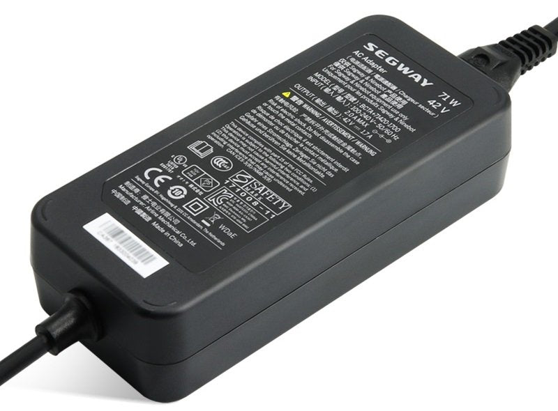 EAN 8719324556507 - Ninebot by Segway Kickscooter Charger adaptador e inversor de corriente Interior 71 W Negro imagen 3
