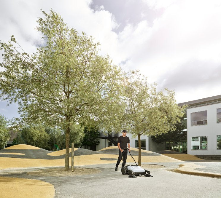 EAN 5715492191963 - Nilfisk SW200 escoba Negro, Blanco imagen 3