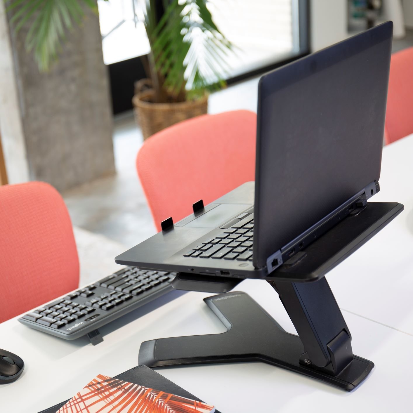 EAN 0698833009705 - Ergotron Neo-Flex™ Notebook Lift Stand Soporte para ordenador portátil Negro imagen 3