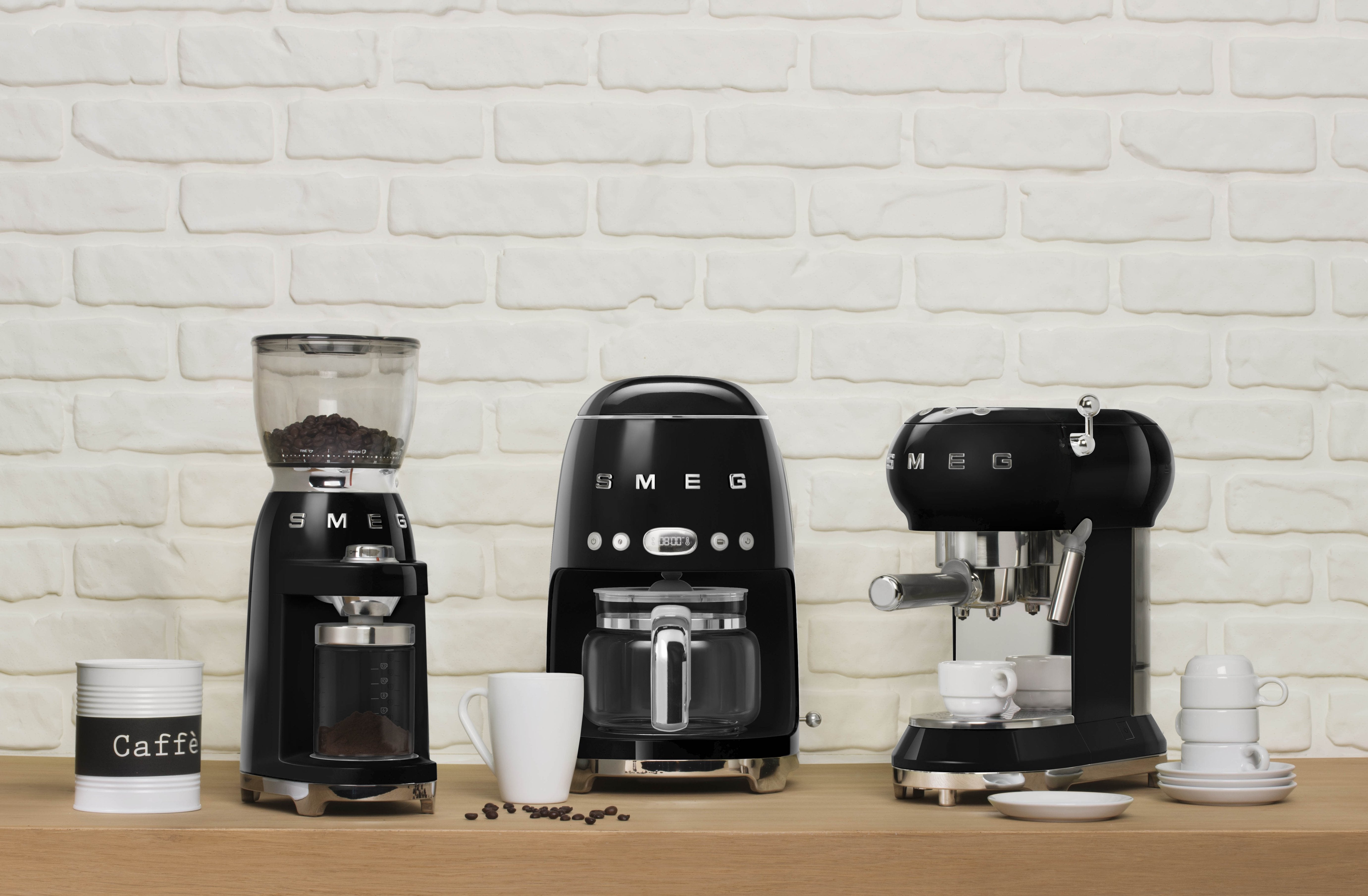 EAN 8017709317966 - Smeg CGF11BLEU molinillo de café 150 W Negro imagen 18