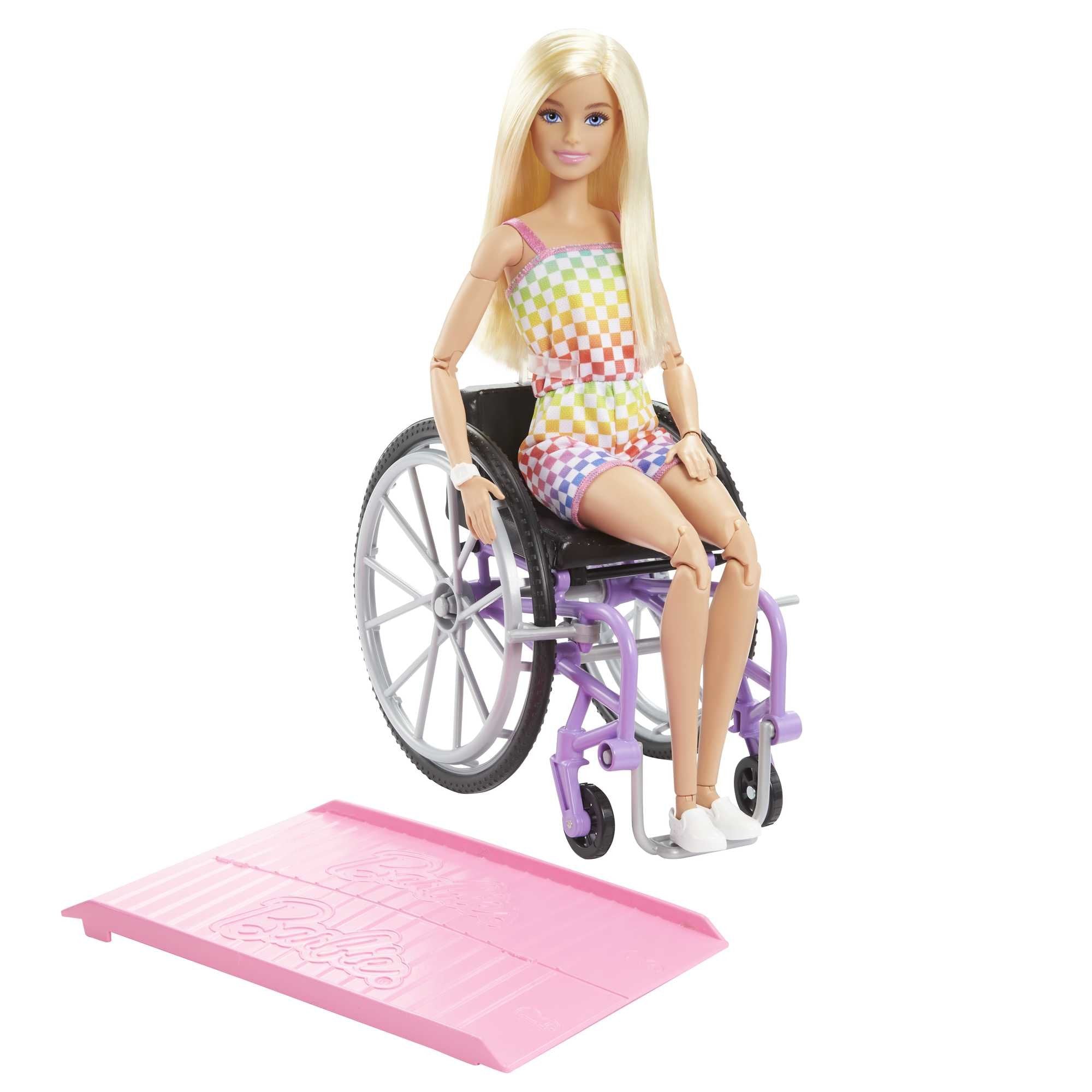 EAN 194735094127 - Barbie Fashionistas HJT13 muñeca imagen 2